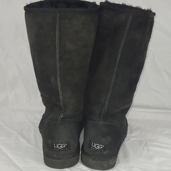 UGG AUSTRALIA Black With Black Wool Tall Boots Size 7 - Picture 3 of 8